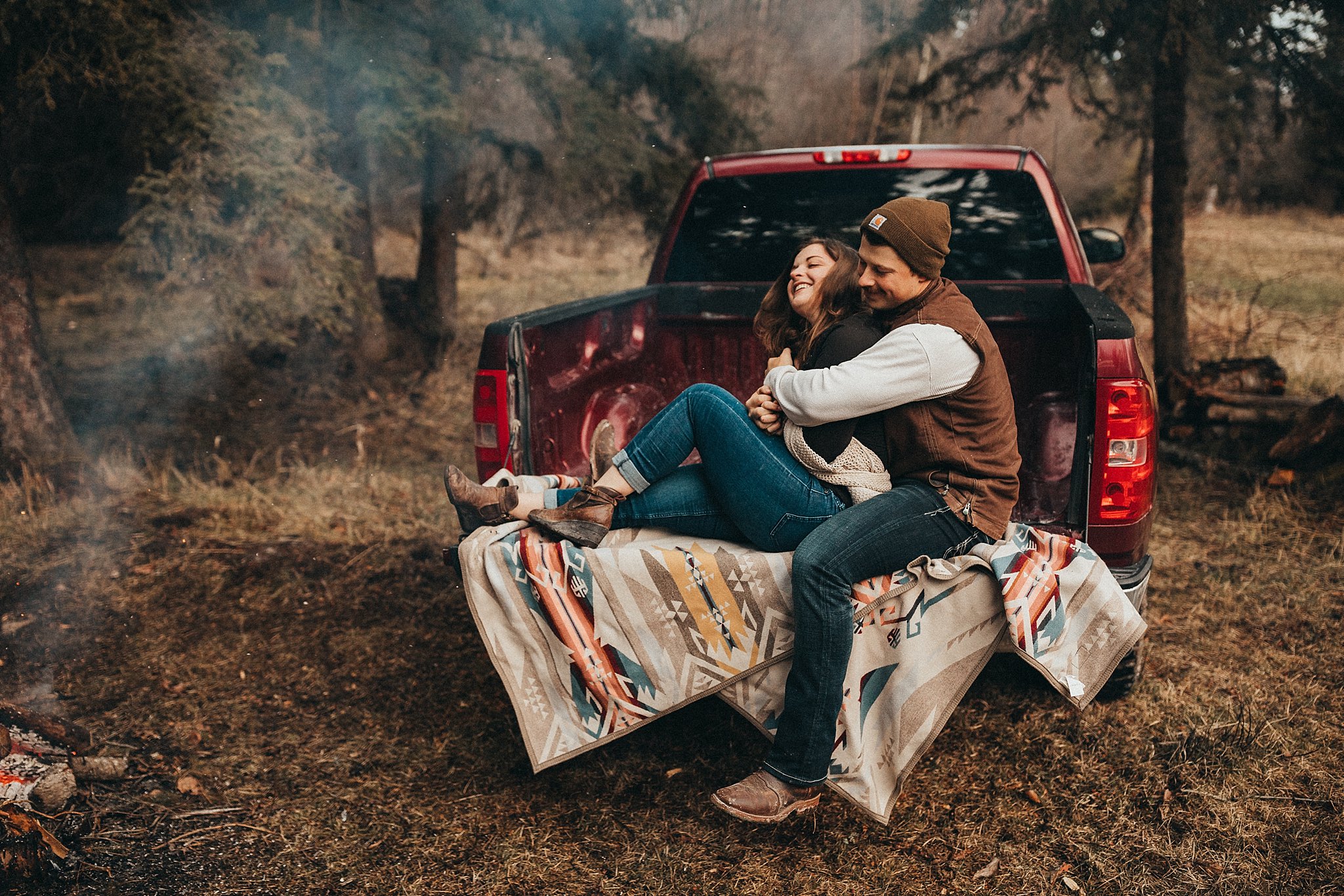 Couple photo ideas in a truck