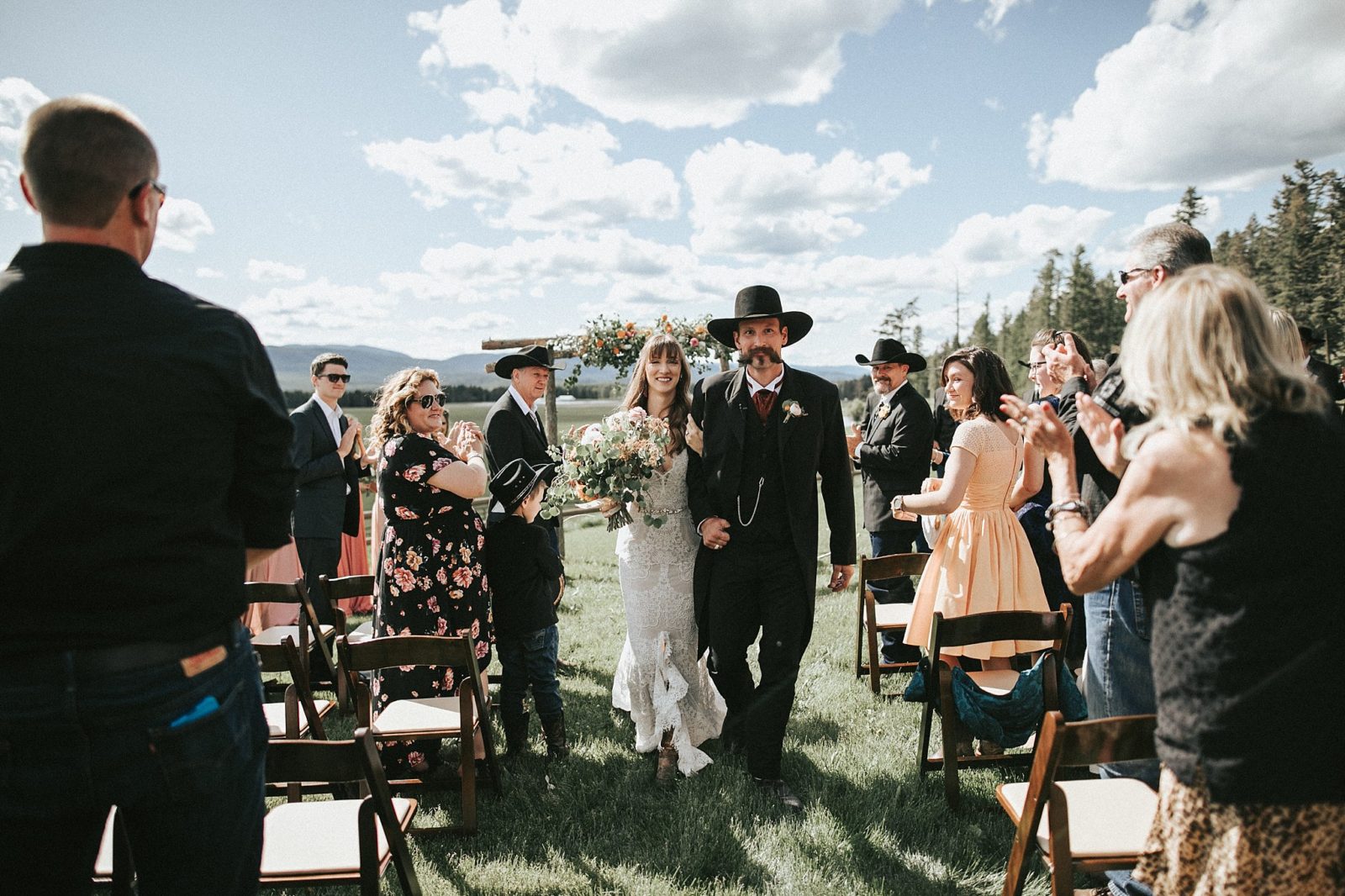 Rustic Western Bohemian Montana Wedding Whitefish Wedding Photographer Elsaeileenphotography Com